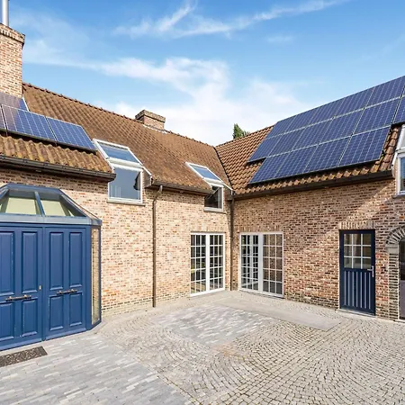 Convivial In With Garden And Terrace Holiday home *